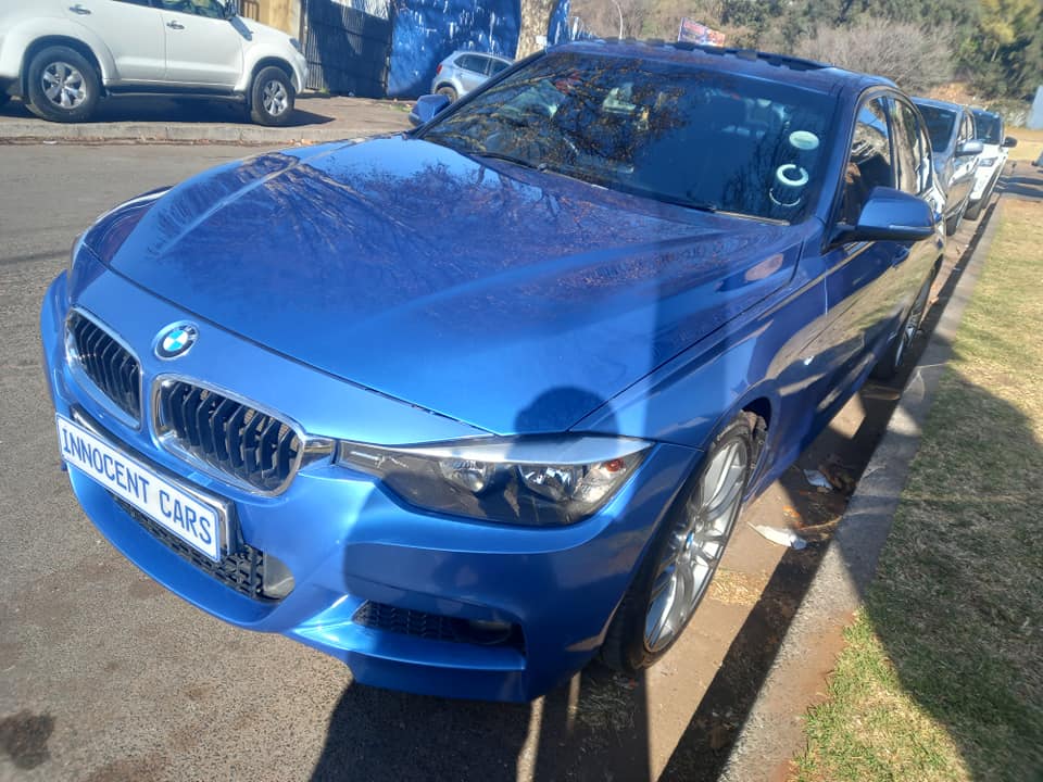 2015 BMW 320i M-SPORT, PETROL, AUTOMATIC, BLUE COLOR, MILEAGESPARE KEY