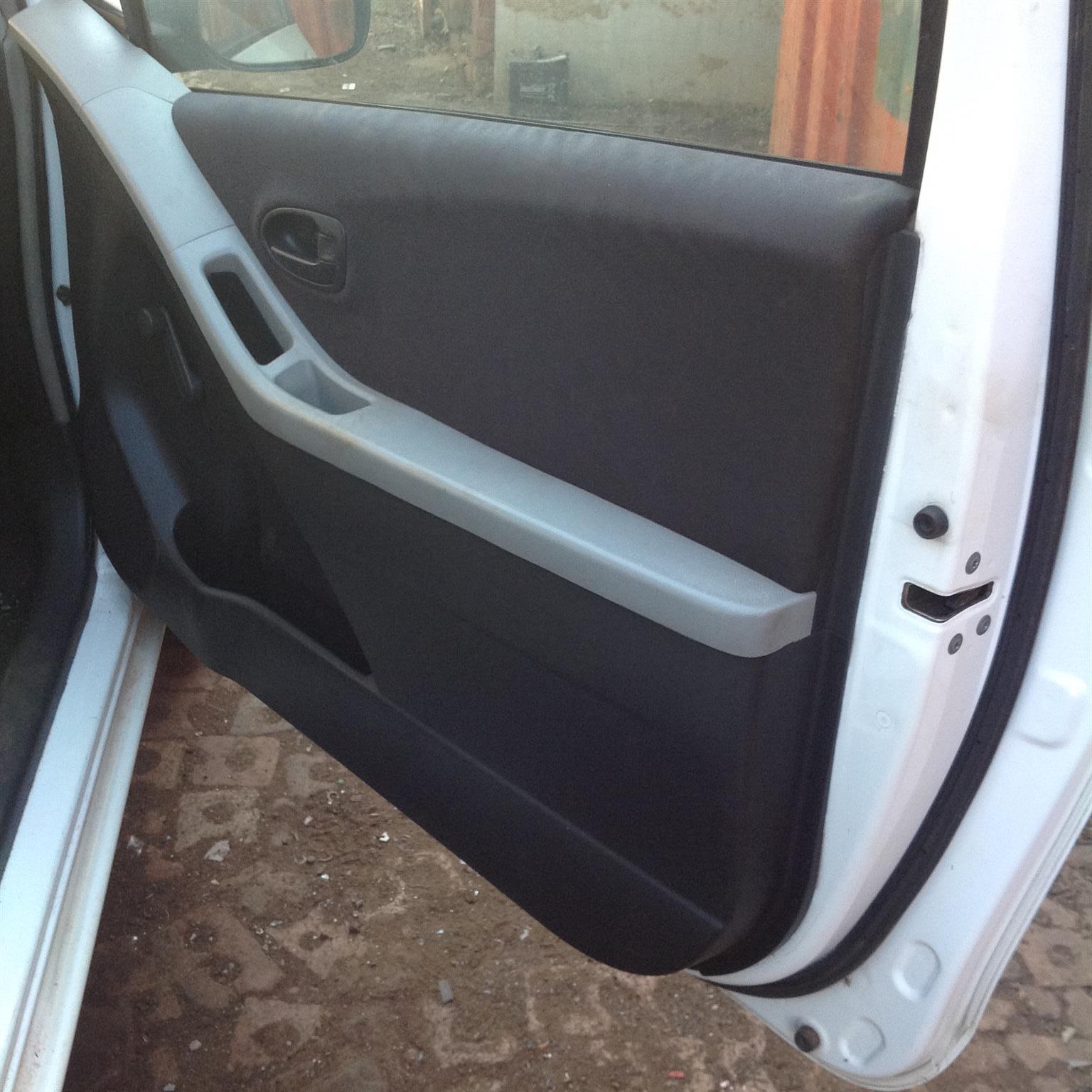 Stripping Toyota Yaris (2Door) Hatch 1.3L 2006 for Spares Junk Mail