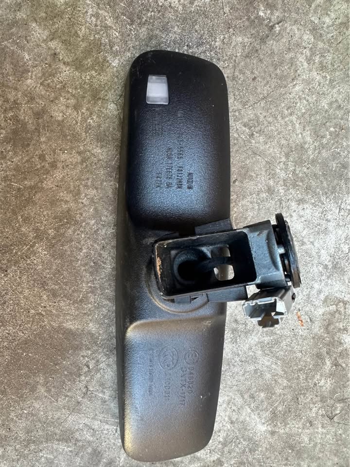Ford FoMoCo autodim rearview mirror - Private Seller Ford FoMoCo autodim rearview mirror - Private Seller