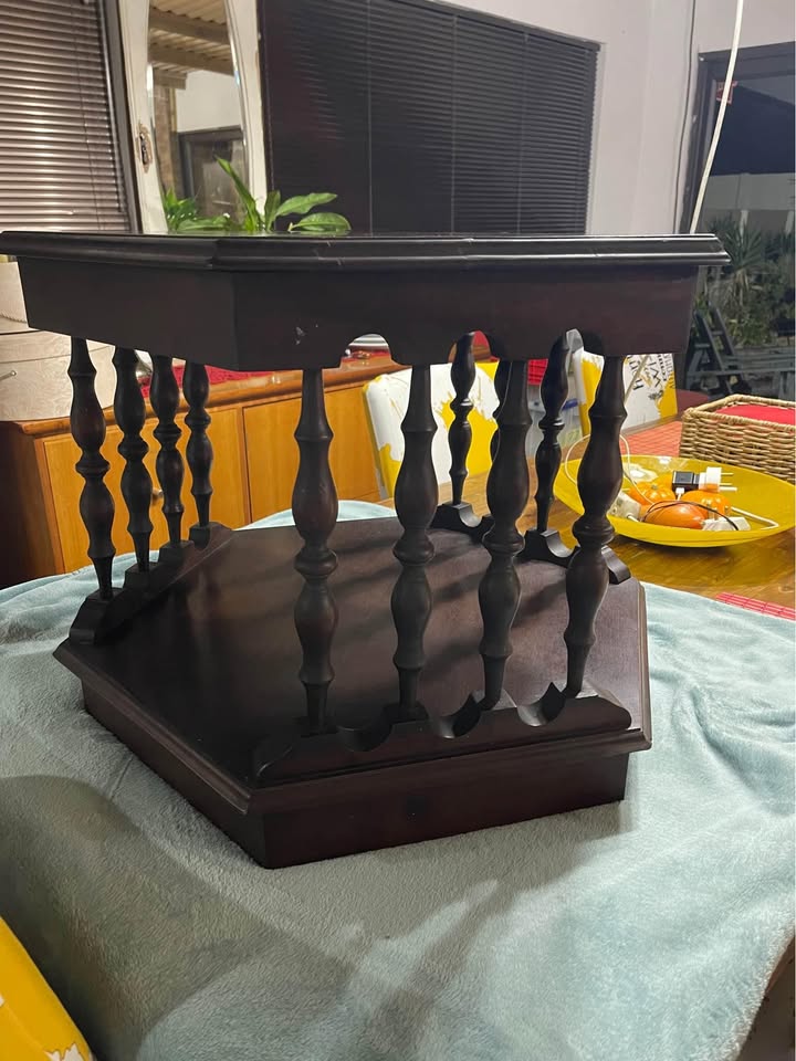 Mid Century vintage Octagon End Table