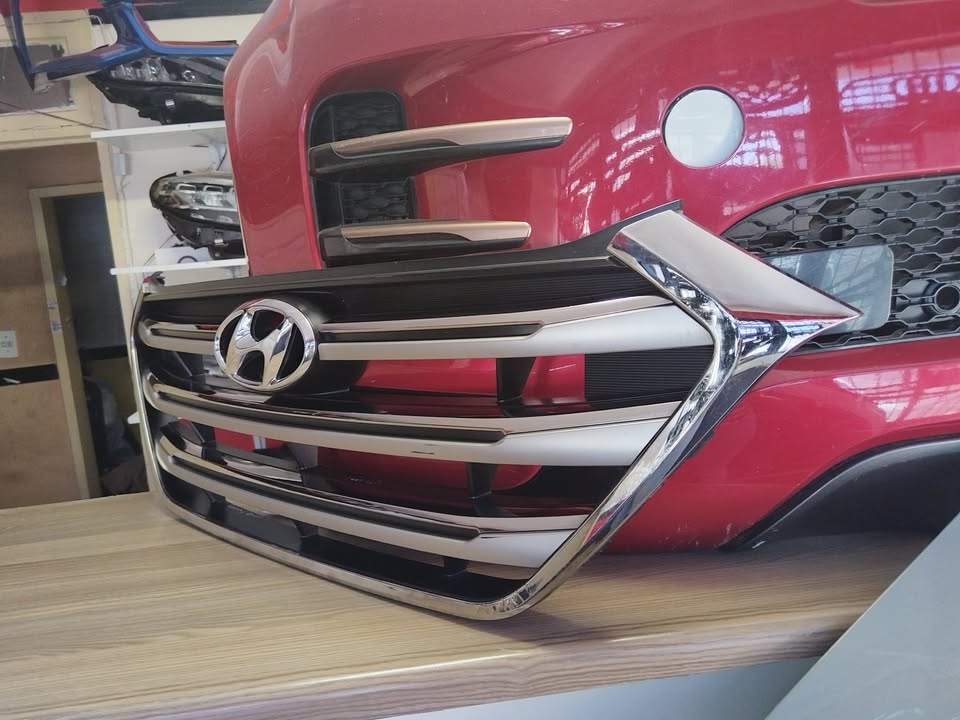 2020 HYUNDAI TUCSON MAIN GRILL AVAILABLE FOR SALE - Private Seller 2020 HYUNDAI TUCSON MAIN GRILL AVAILABLE FOR SALE - Private Seller