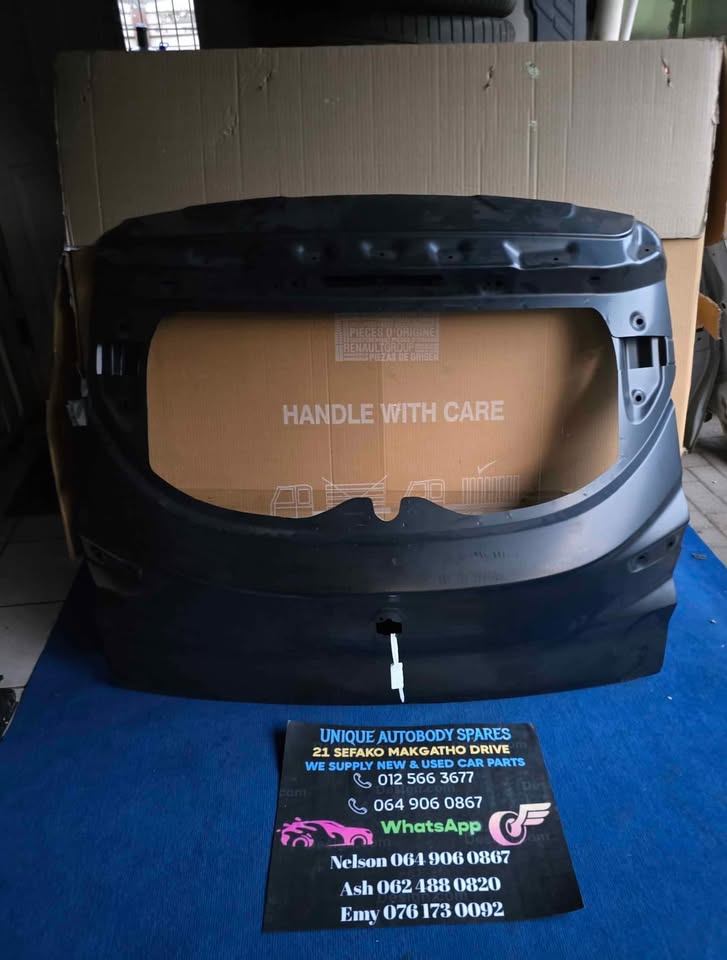 Renault Kiger Tailgate