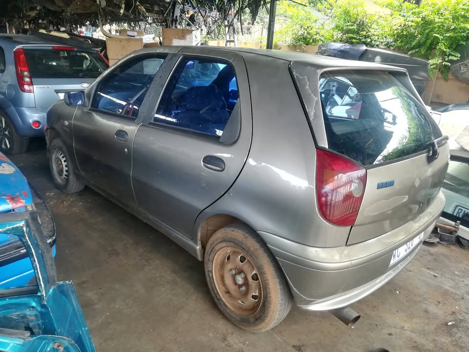 2002 FIAT PALIO EL - STRIPPING FOR SPARES - Private Seller 2002 FIAT PALIO EL - STRIPPING FOR SPARES - Private Seller