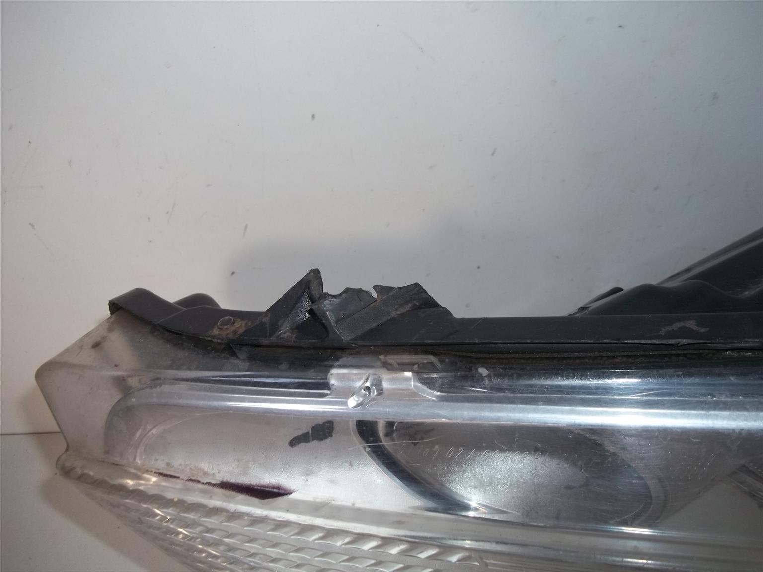 Ford Fiesta '08-'12 left headlight - Private Seller Ford Fiesta '08-'12 left headlight - Private Seller