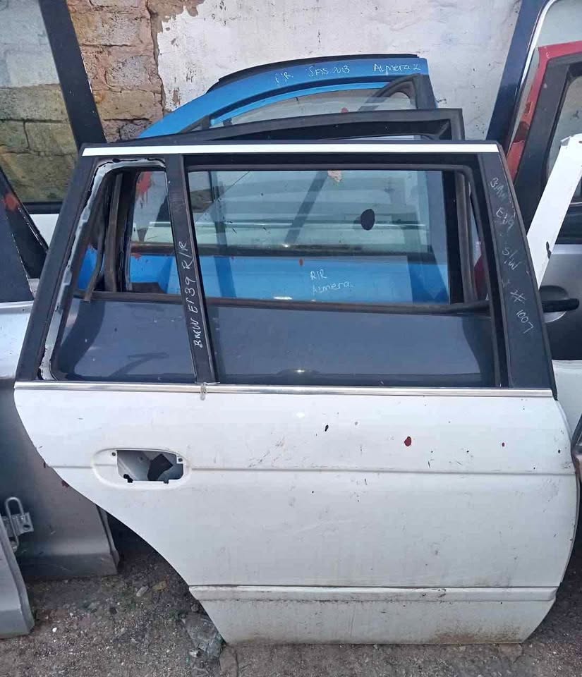 BMW E39 right rear door - Private Seller BMW E39 right rear door - Private Seller