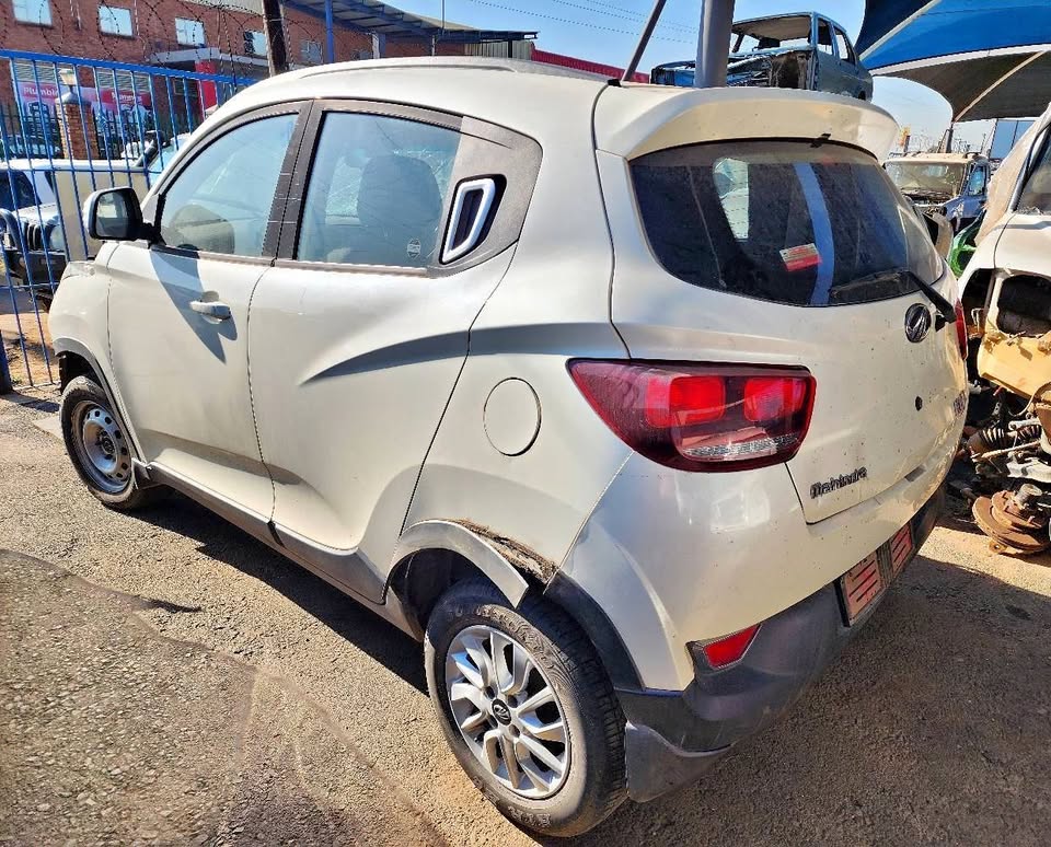Mahindra KUV100 K8 Diesel Now Stripping For Parts - Private Seller Mahindra KUV100 K8 Diesel Now Stripping For Parts - Private Seller