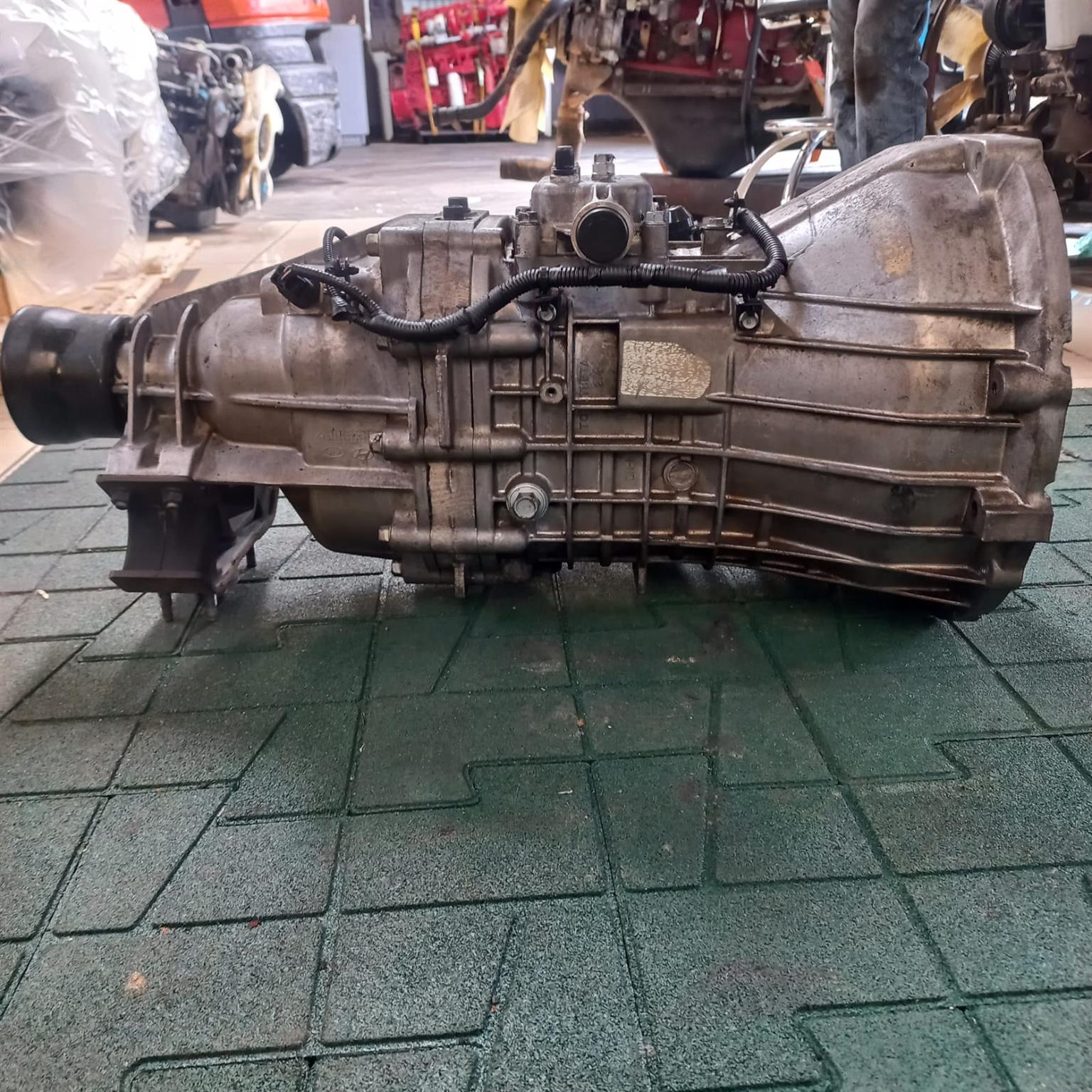 Hyundai H1 2.4 manual 5 speed Manual Gearbox - Private Seller