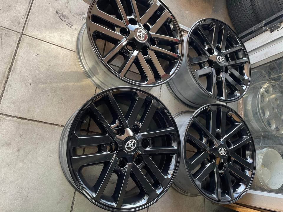 Toyota legend 45, 17inch Black colour - Private Seller Toyota legend 45, 17inch Black colour - Private Seller