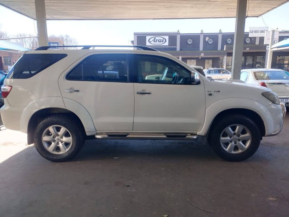 Toyota Fortuner 3.0 D4D