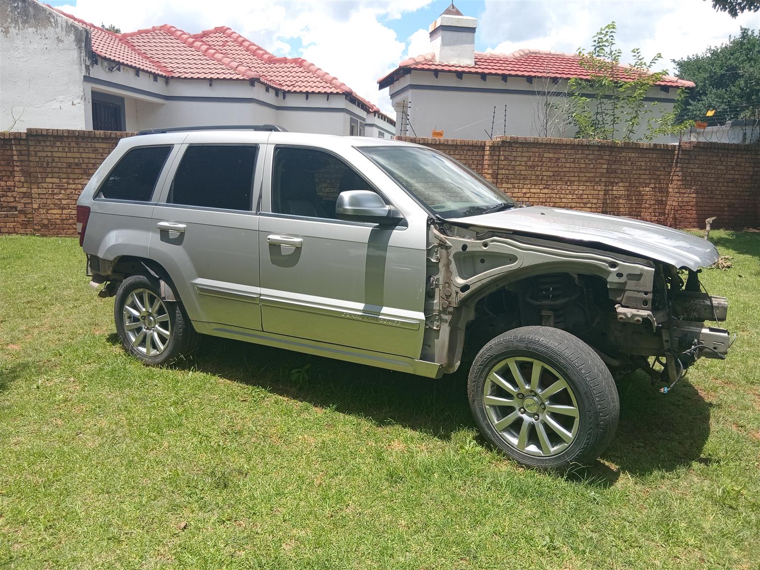 2007 Jeep grand cherokee 3.0L CRD stripping for spares (cheap parts) - Private Seller 2007 Jeep grand cherokee 3.0L CRD stripping for spares (cheap parts) - Private Seller