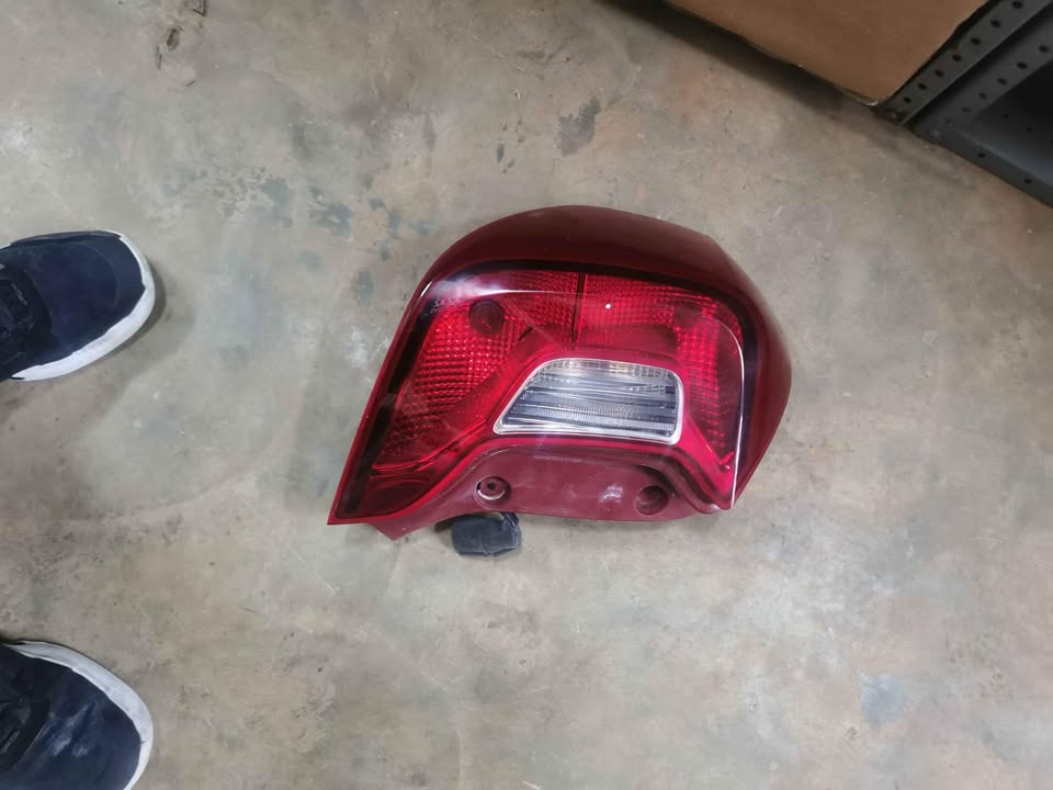 Kia Picanto left taillight - Private Seller Kia Picanto left taillight - Private Seller