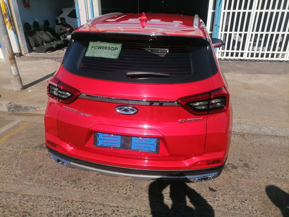 2023 Chery Tiggo Pro 4 1.5 SUV lite Automatic Sunroof leather seat Service history Reserves camera