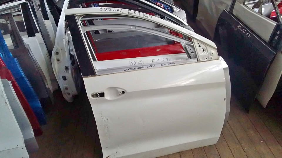 SUZUKI ERTIGA Door - Private Seller SUZUKI ERTIGA Door - Private Seller