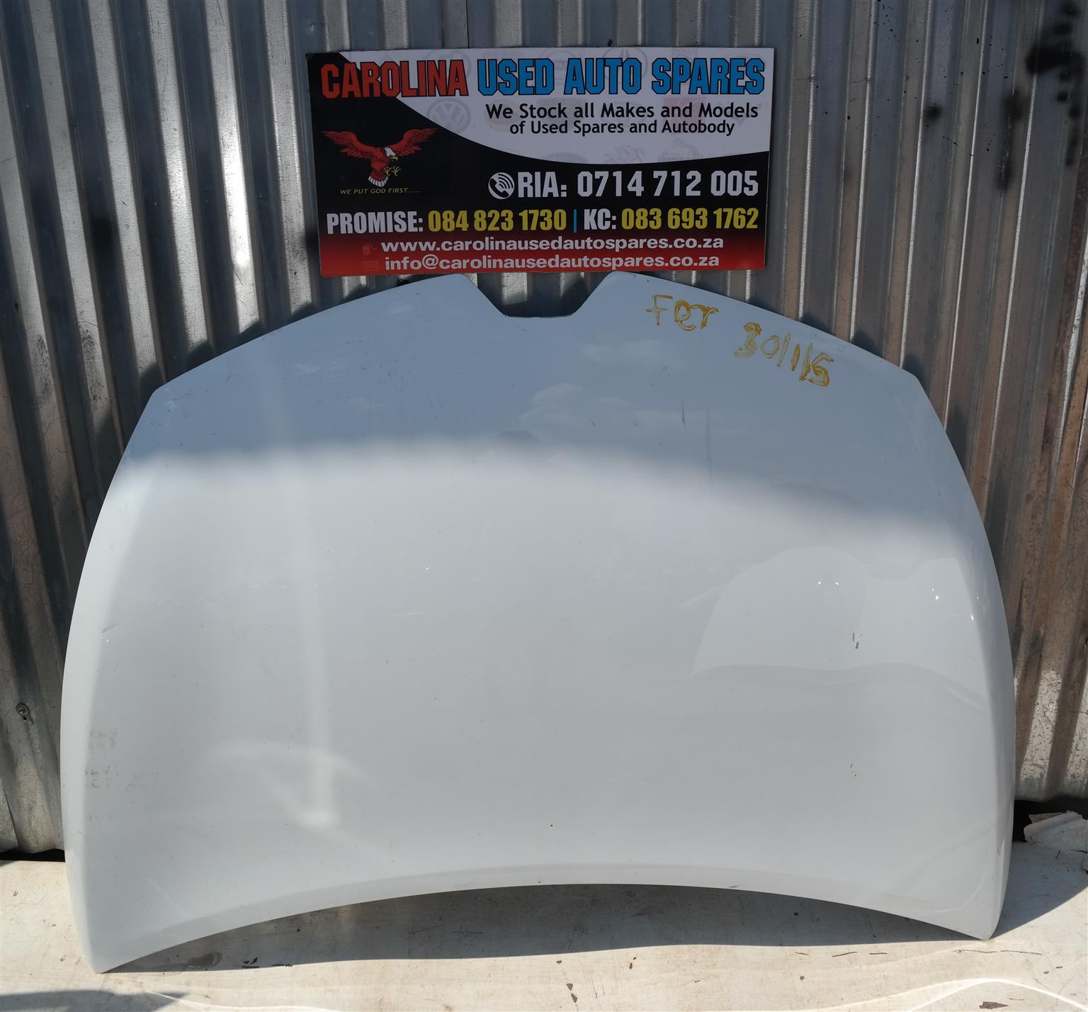 Renault Clio 4 bonnet - Private Seller Renault Clio 4 bonnet - Private Seller