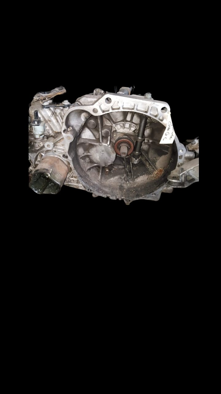 HYUNDAI TUCSON 2.0 G4GC MANUAL GEARBOX HYUNDAI TUCSON 2.0 G4GC MANUAL GEARBOX