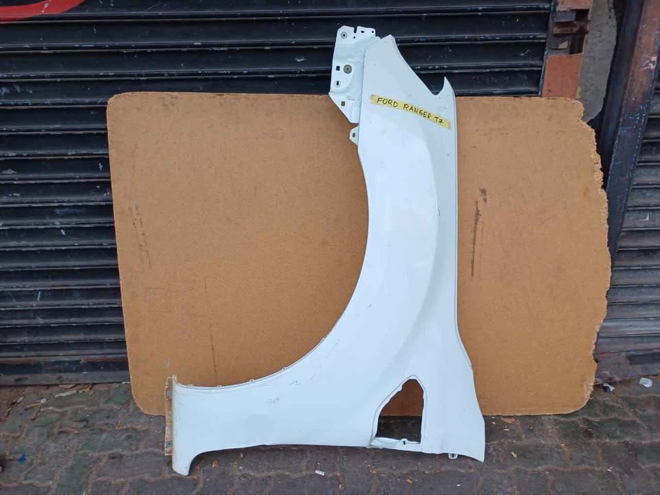 Ford Ranger T7 fender left side (clean) for sale - Private Seller Ford Ranger T7 fender left side (clean) for sale - Private Seller