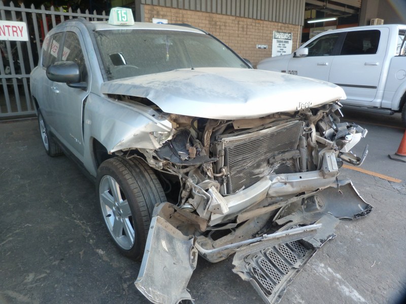 Jeep Compass 2.0 Limited AT Silver - 2013 STRIPPING FOR SPARES - Private Seller Jeep Compass 2.0 Limited AT Silver - 2013 STRIPPING FOR SPARES - Private Seller