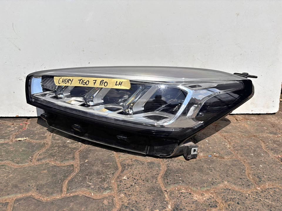 Chery Tiggo 7 Headlight - Private Seller Chery Tiggo 7 Headlight - Private Seller