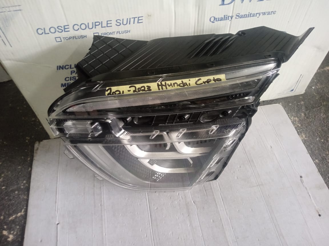 2021-2023 HYUNDAI CRETA LEFT SIDE HEADLIGHT FOR SALE - Private Seller