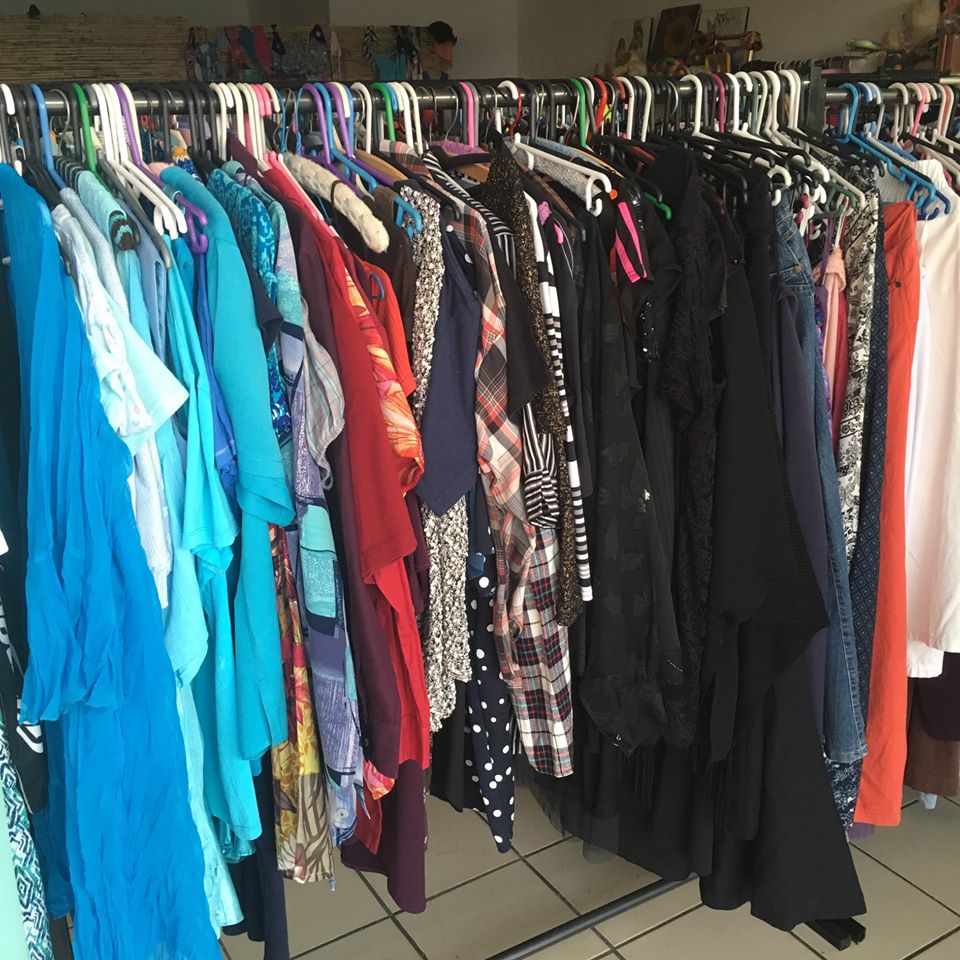 BULK CLOTHING FOR SALE AT VERY GOOD PRICES!!!