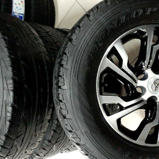 new 17inches Toyota rims and tyres