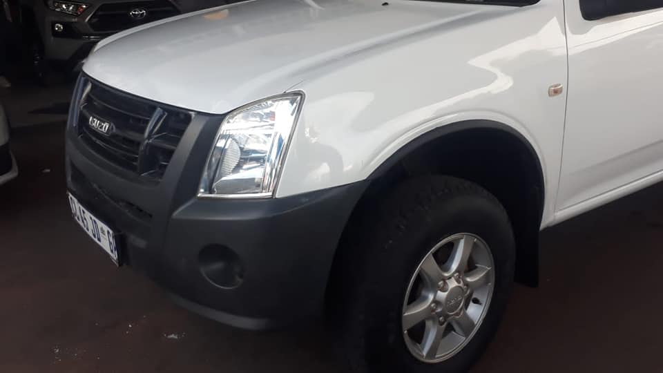 ISUZU KB250 SINGLE CAB