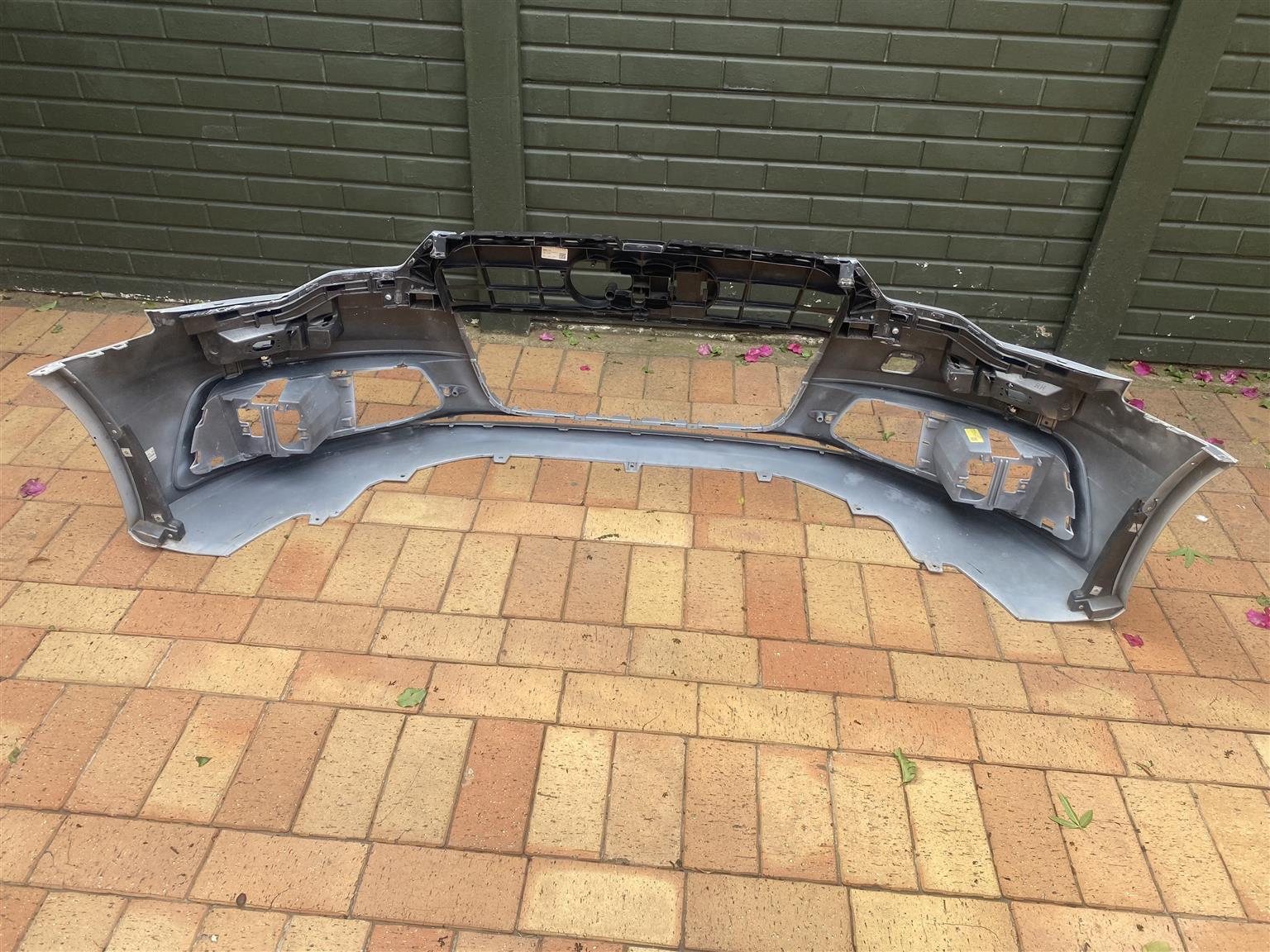 2017 AUDI A6 FRONT BUMPER FOR SALE. IN PRISTINE CONDITION - Private Seller 2017 AUDI A6 FRONT BUMPER FOR SALE. IN PRISTINE CONDITION - Private Seller