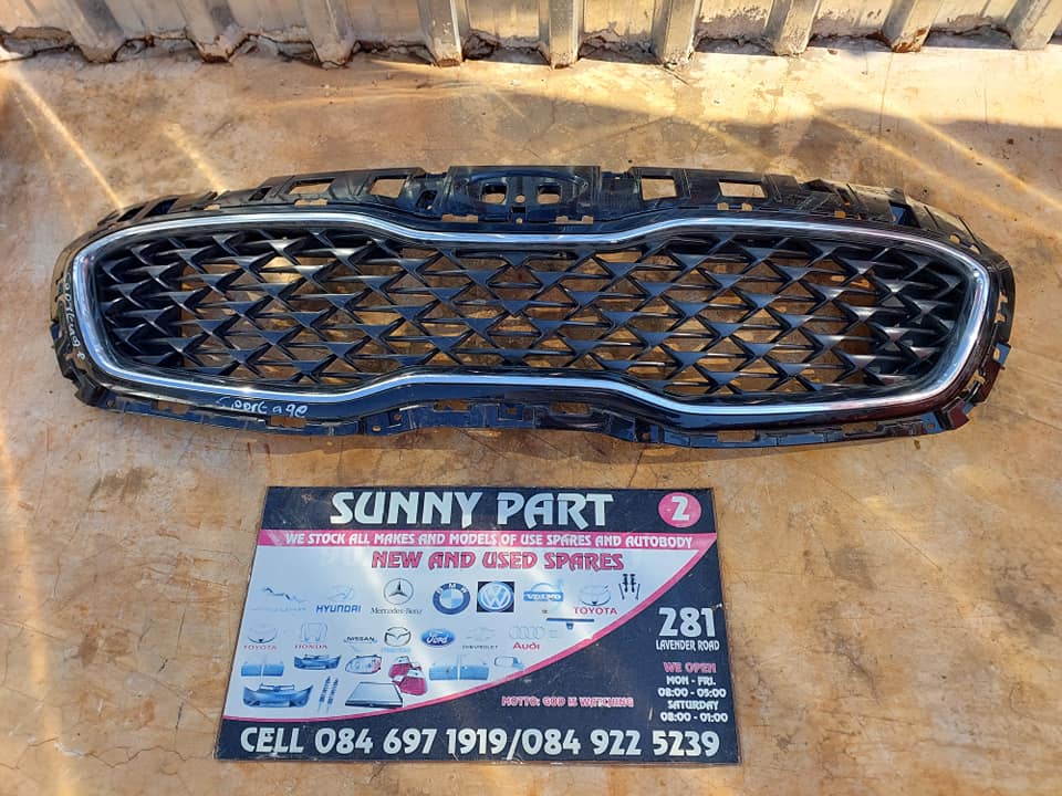 Kia Sportage Grill - Private Seller Kia Sportage Grill - Private Seller
