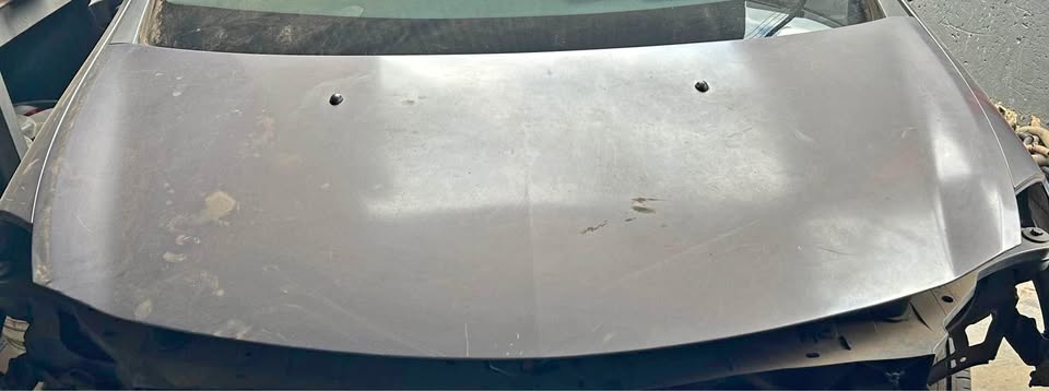 Renault Clio 3 Bonnet Available @ Circle 7 Used Parts Call or WhatsApp - Private Seller Renault Clio 3 Bonnet Available @ Circle 7 Used Parts Call or WhatsApp - Private Seller