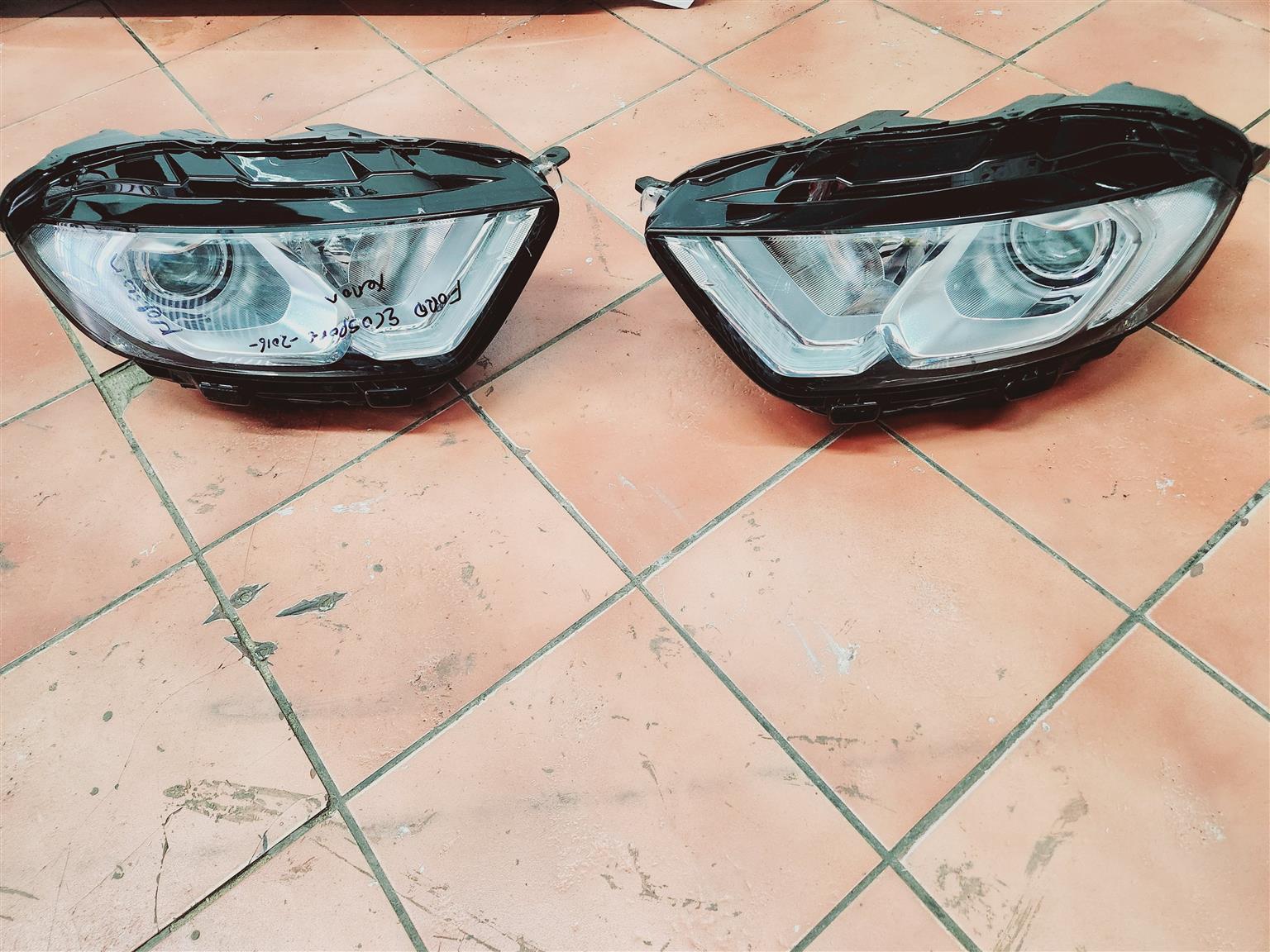 Ford Ecosport 2016 headlights for sale - Private Seller