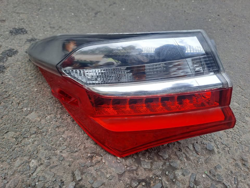 Toyota Prestige Taillight Left Side - Private Seller Toyota Prestige Taillight Left Side - Private Seller