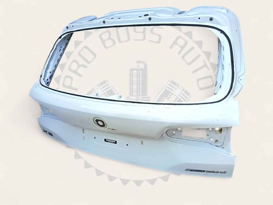 2020-2026 BMW F95 X5M TAIL GATE AVAILABLE FOR SALE - Private Seller 2020-2026 BMW F95 X5M TAIL GATE AVAILABLE FOR SALE - Private Seller