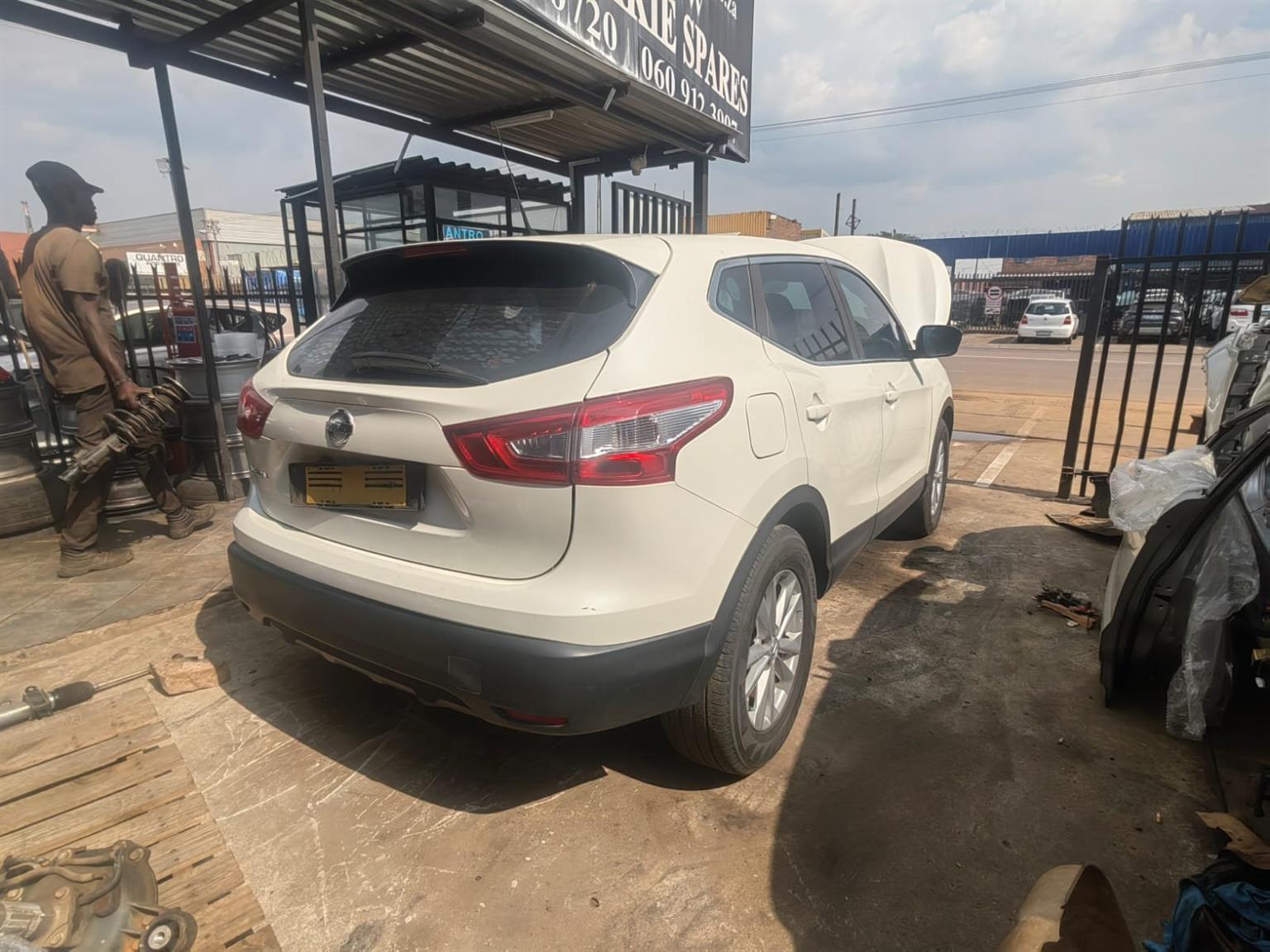 Stripping for Spares – Nissan Qashqai J11 2016 Petrol Manual