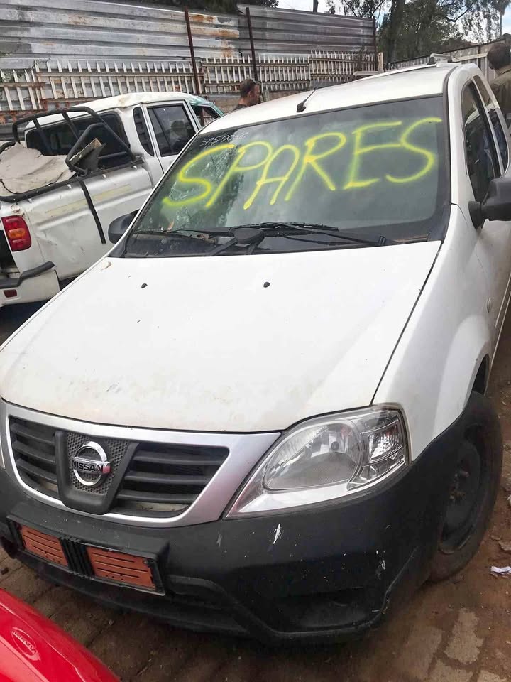 2016 NP200 1.5 dci K9K STRIPPING FOR SPARES