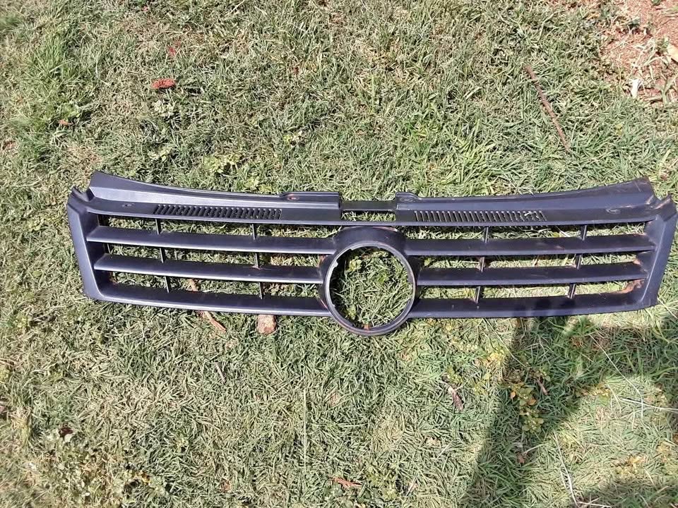 VW Polo vivo 2010 - 2014 main grill - Private Seller