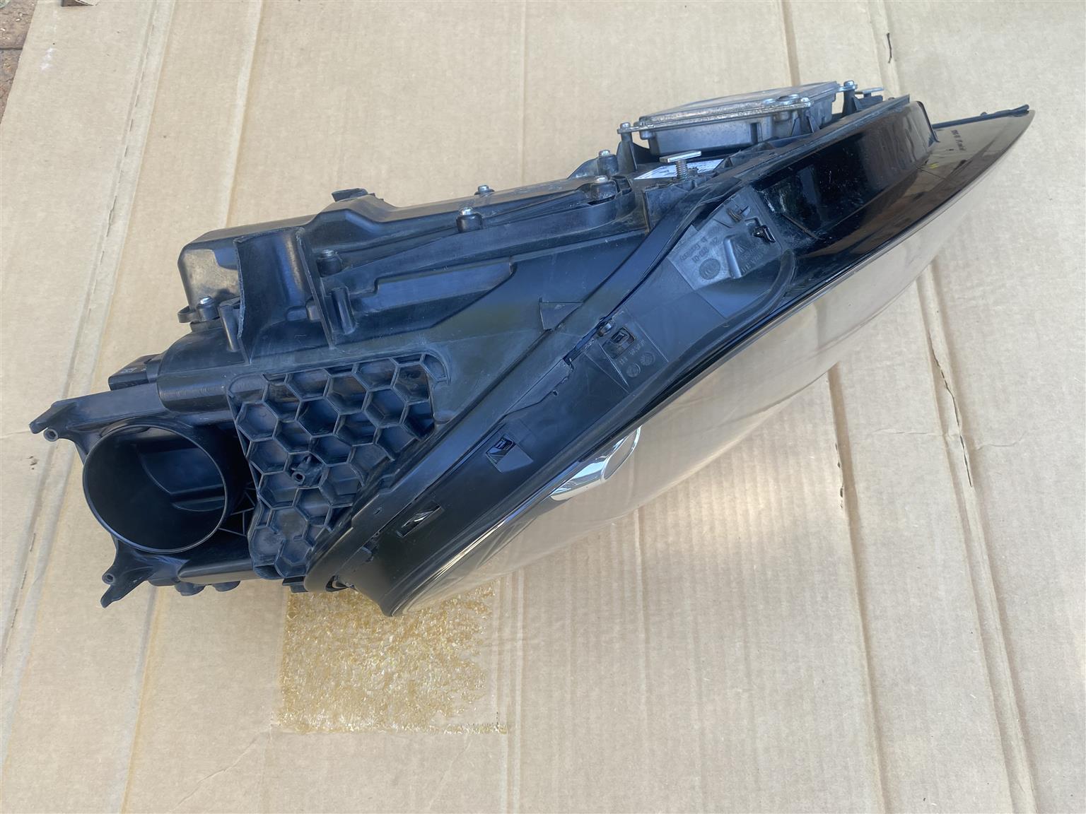 2023 PORSCHE CAYENNE GTS COUPE FULL LED HEADLIGHT LEFT SIDE FOR SALE.IN PRISTINE - Private Seller 2023 PORSCHE CAYENNE GTS COUPE FULL LED HEADLIGHT LEFT SIDE FOR SALE.IN PRISTINE - Private Seller
