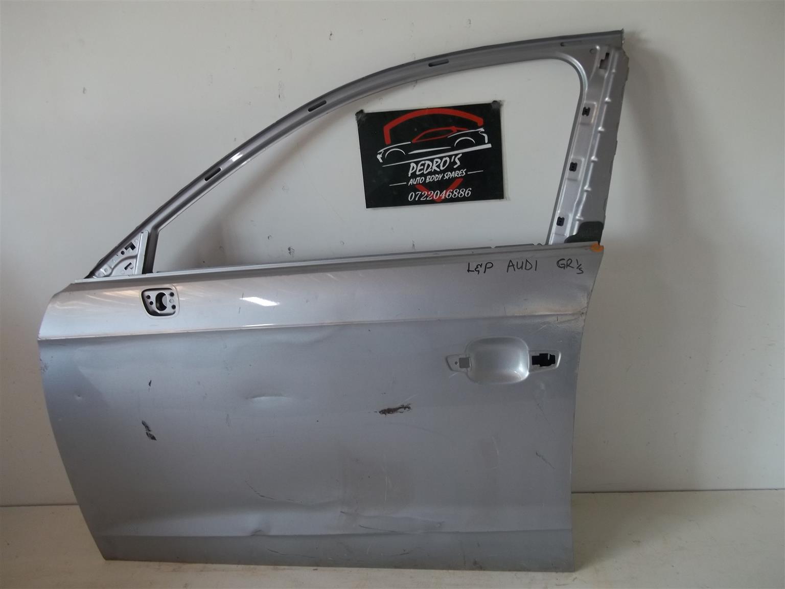 Audi A3 '14 left front door - Private Seller Audi A3 '14 left front door - Private Seller