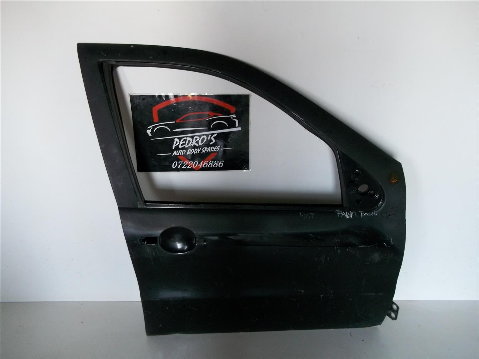 Fiat Palio driver side door - Private Seller Fiat Palio driver side door - Private Seller
