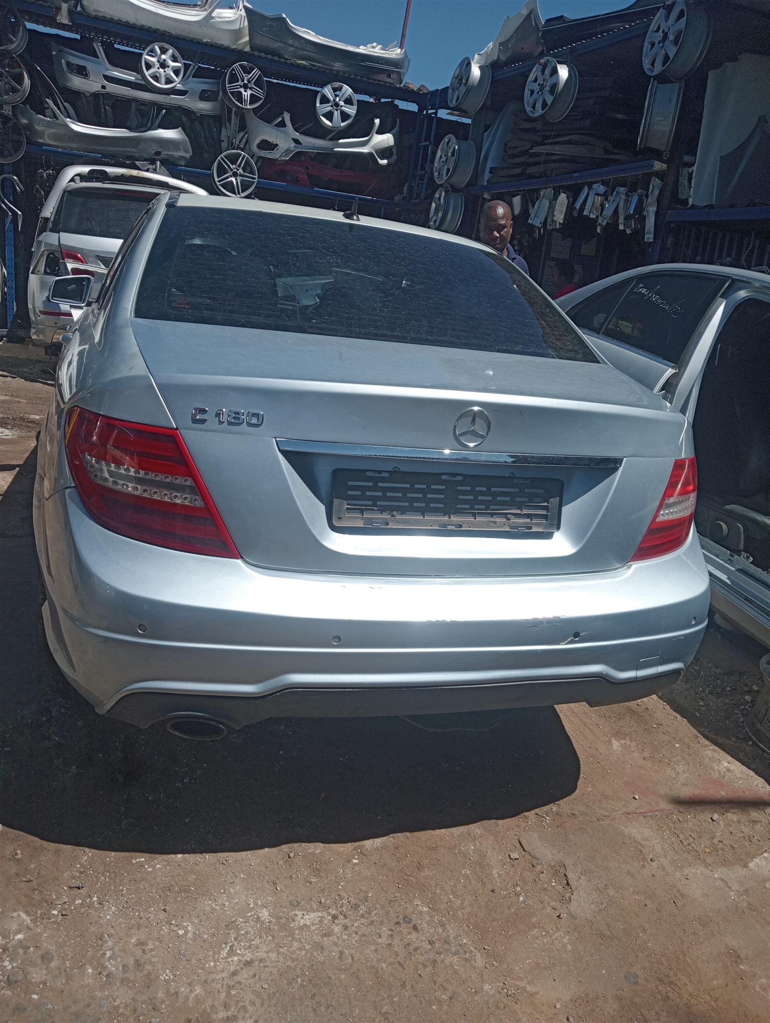 MERCEDES BENZ W204 FACELIFT AUTOMATIC ENGINE M274 MODEL 2014 PETROL - Private Seller