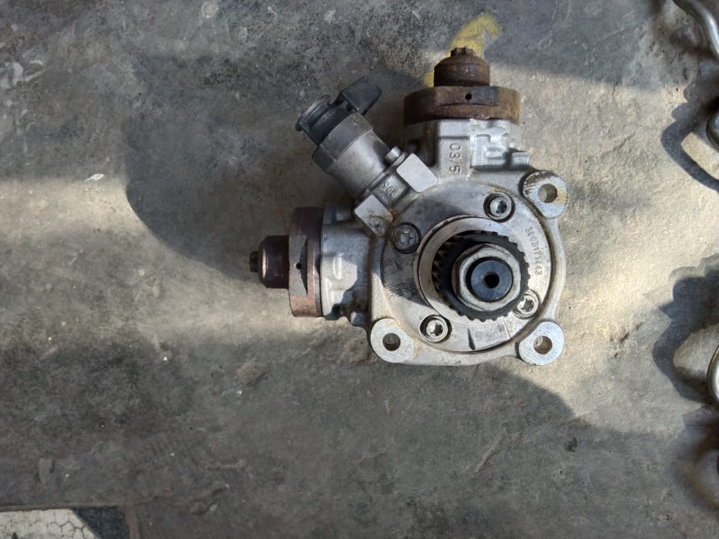 Used Audi Q7 2017 3.0 TDI High Pressure Pump (CVM Engine) for Sale - Private Seller