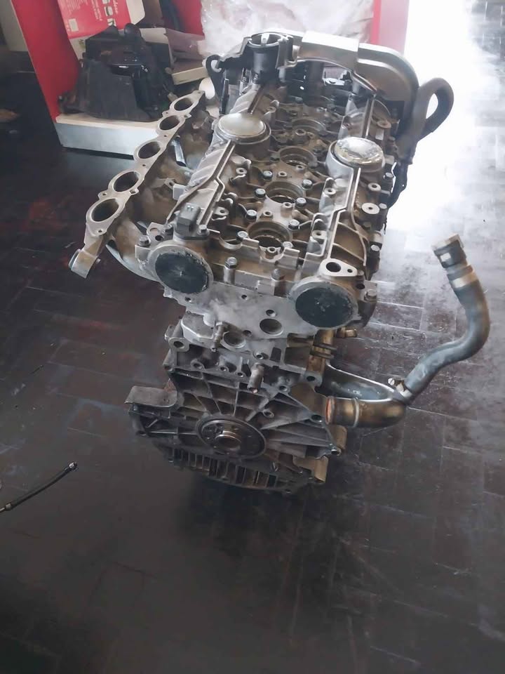 VOLVO S40 2006 2.4I ENGINE FOR SALE - Private Seller