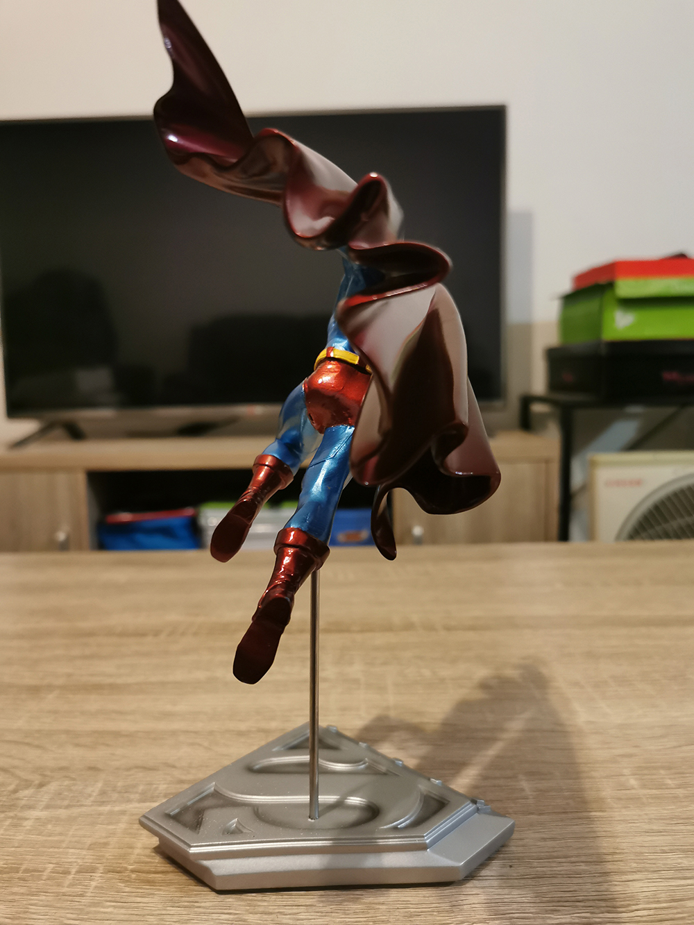 Superman DC Collectables Man Of Steel Statue (New In Box)