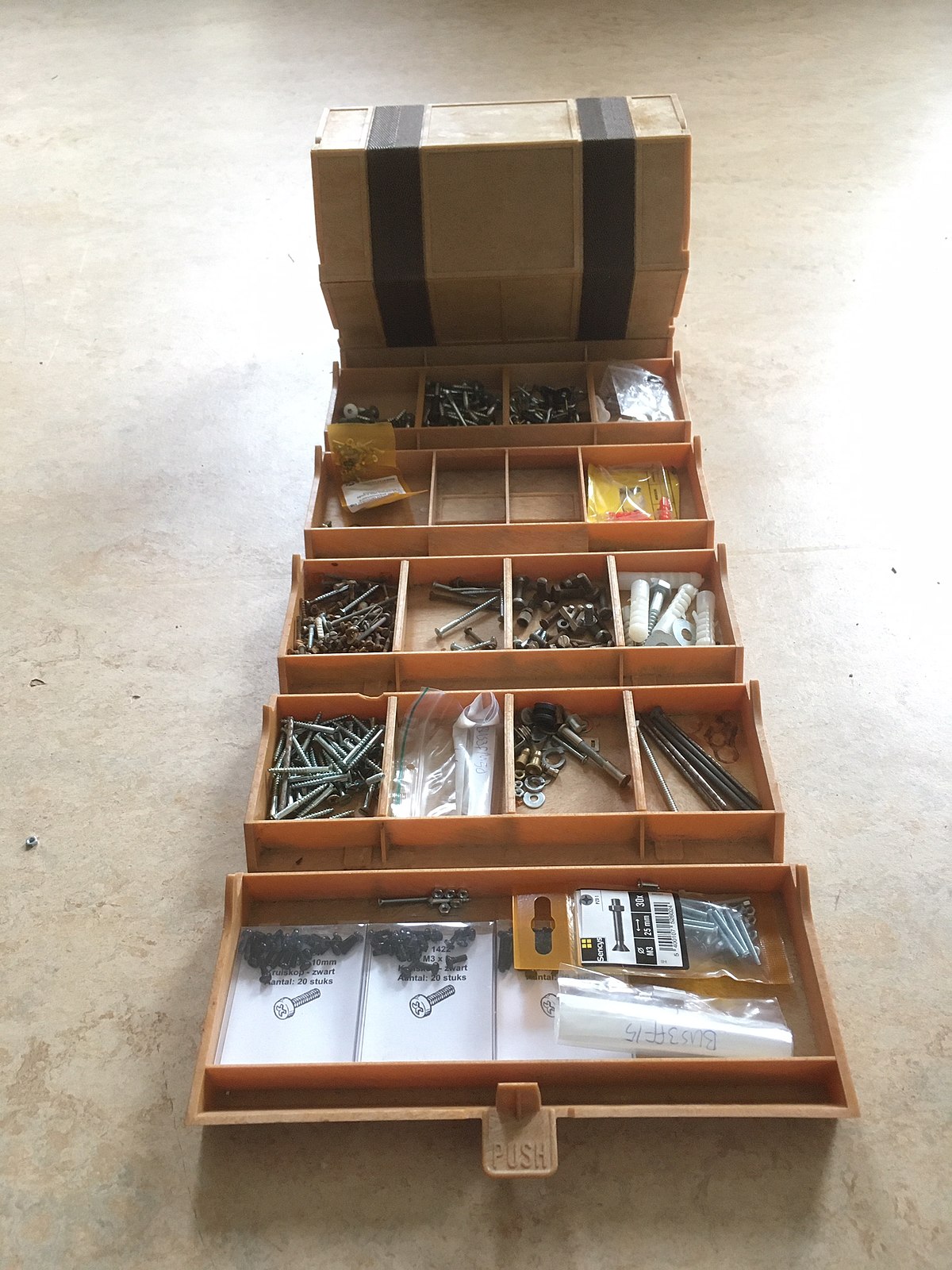 Roll up Storage box - Sewing / Tools/ DIY / Craft 