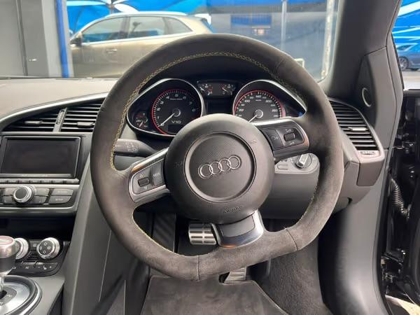 Audi R8 V10 FSI Quattro