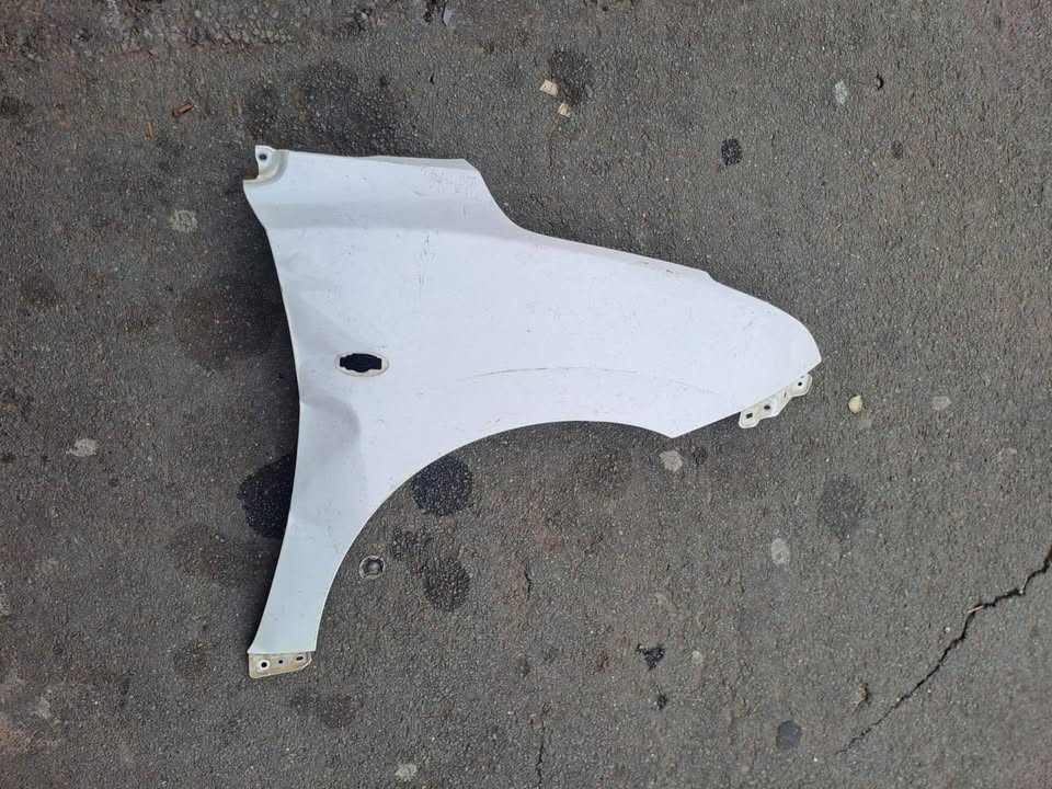 Toyota Starlet Fender Left Hand Side - Private Seller Toyota Starlet Fender Left Hand Side - Private Seller