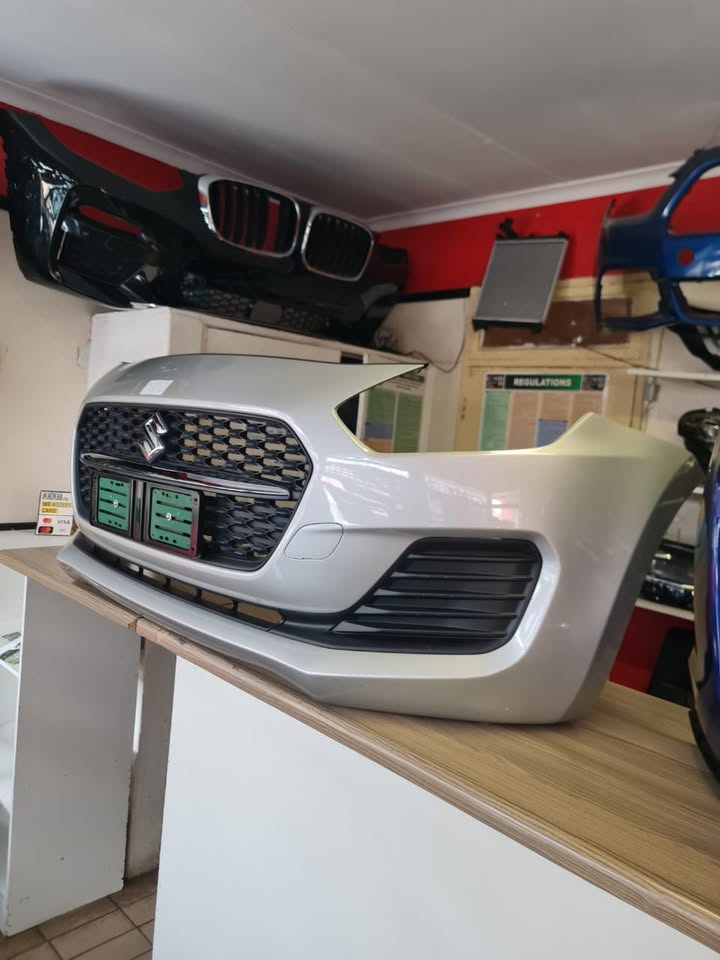 2022 SUZUKI SWIFT COMPLETE FRONT BUMPER IN IMMACULATE CONDITION FOR SALE - Private Seller 2022 SUZUKI SWIFT COMPLETE FRONT BUMPER IN IMMACULATE CONDITION FOR SALE - Private Seller