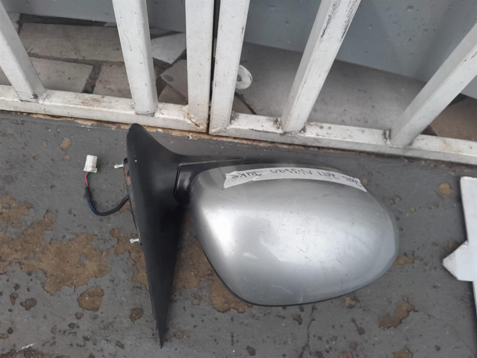 2013-2017 NISSAN JUKE RIGHT SIDE MIRRO FOR SALE - Private Seller 2013-2017 NISSAN JUKE RIGHT SIDE MIRRO FOR SALE - Private Seller