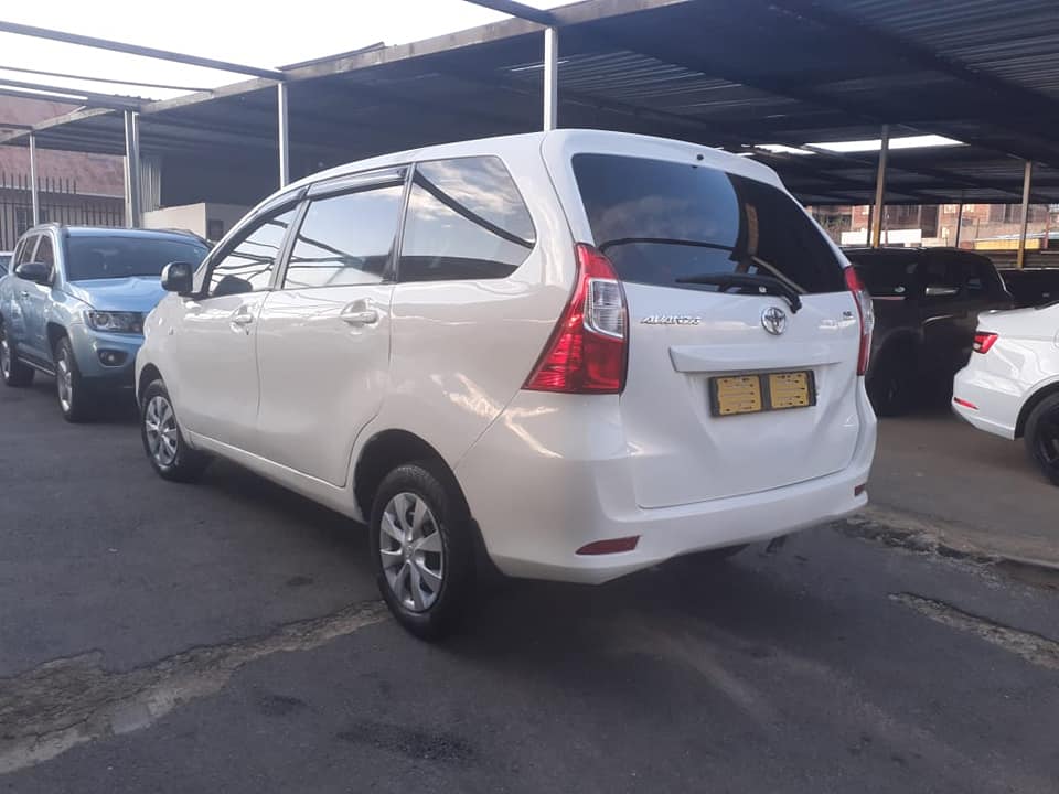 2016 Toyota Avanza 1.5sx seven seater
