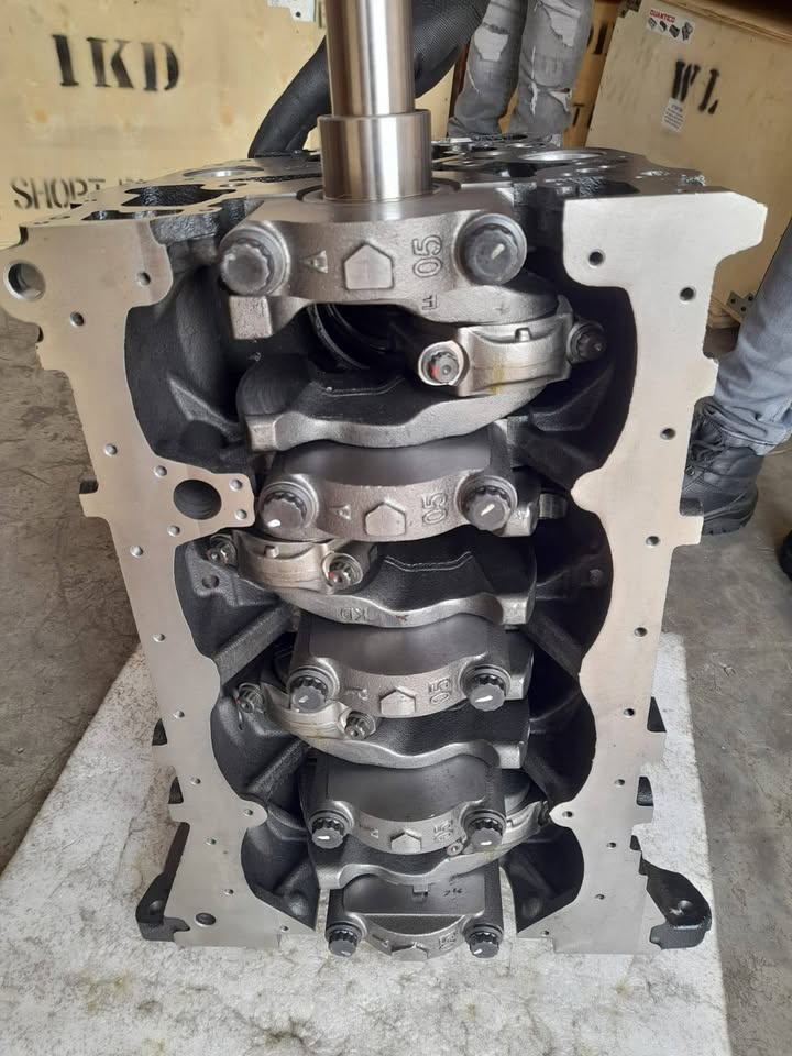 Toyota hilux/fortuner 3.0 D4D sub assembly (1kd) - Private Seller Toyota hilux/fortuner 3.0 D4D sub assembly (1kd) - Private Seller
