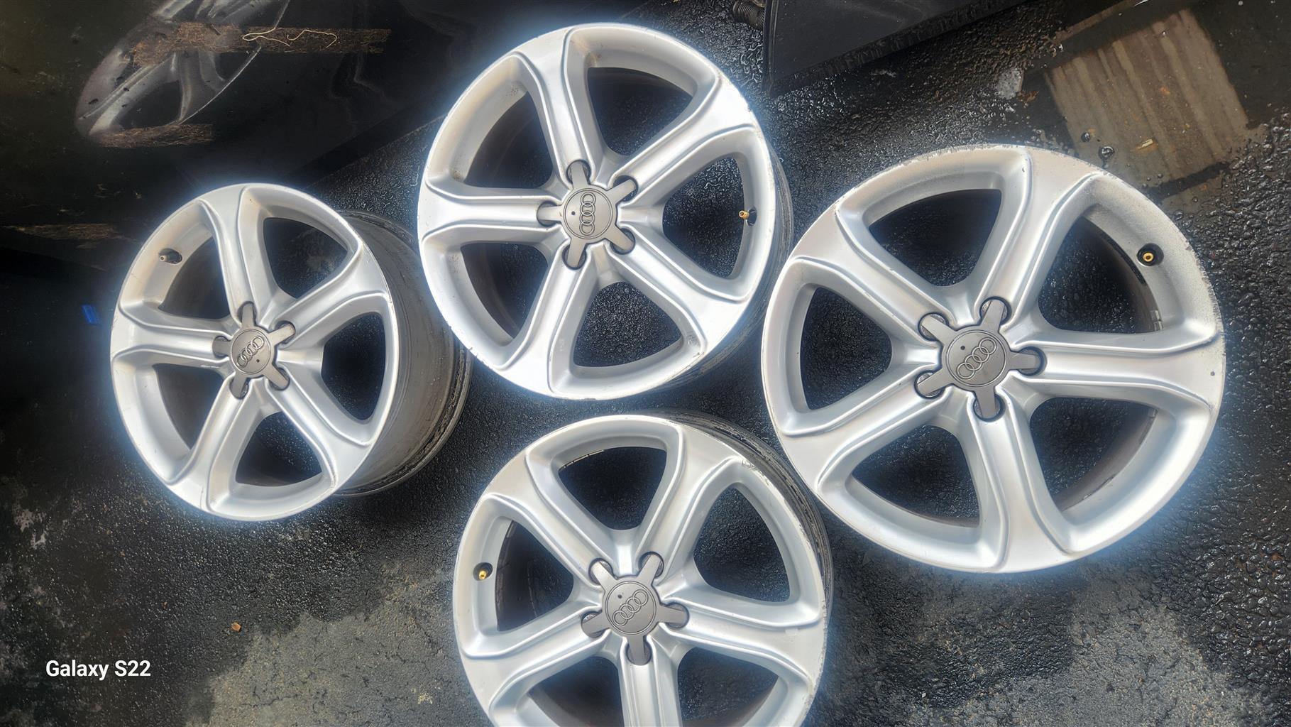 Audi A4 B8 FACELIFT OEM 17"mags with Audi Centre Caps - Private Seller Audi A4 B8 FACELIFT OEM 17"mags with Audi Centre Caps - Private Seller